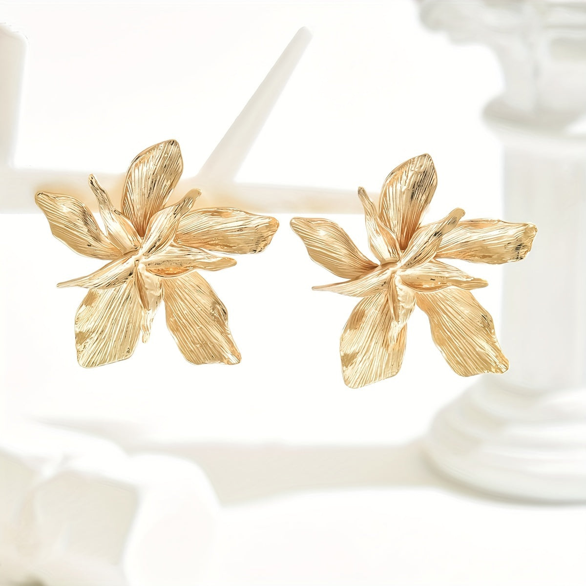 Lanira™ | Golden Floral Drop Earrings