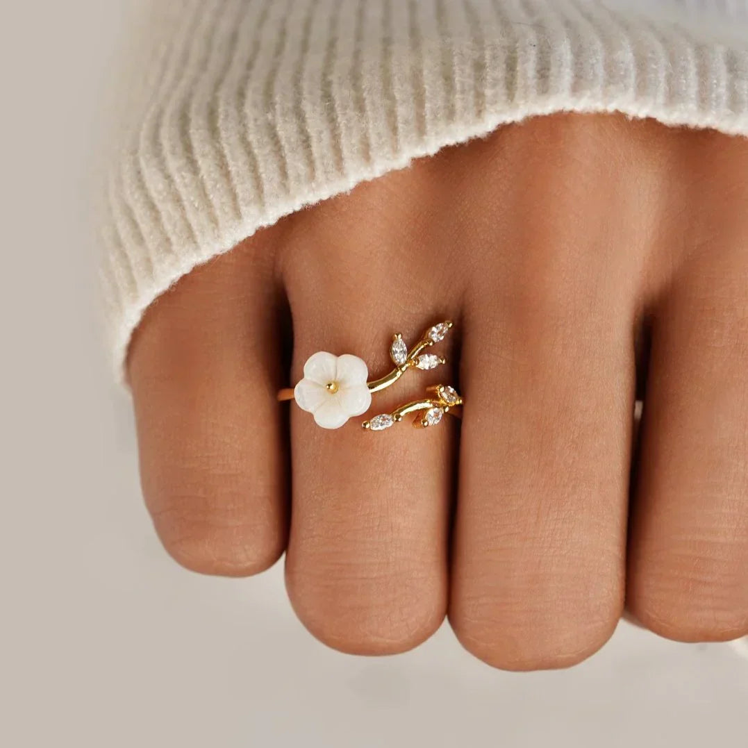 Kailira™ | Blossom Ring